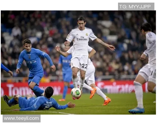 意甲精彩对决本菲卡狂胜巴黎圣日耳曼十大进球瞬间引爆全场热情