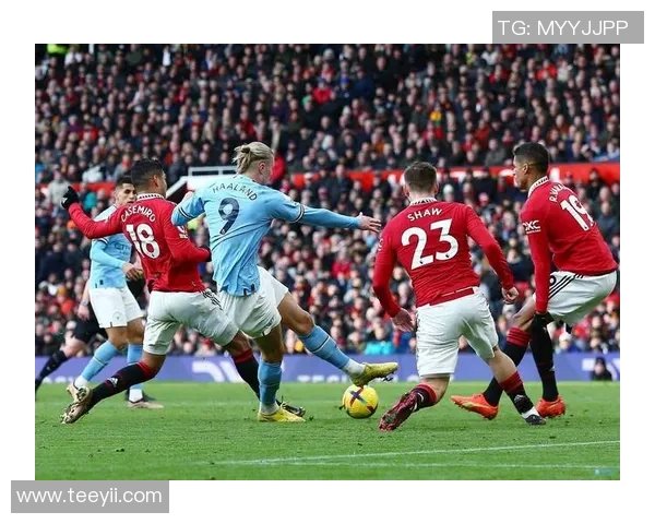 欧联杯精彩对决尤文图斯狂胜曼联五球补时进球点燃全场激情