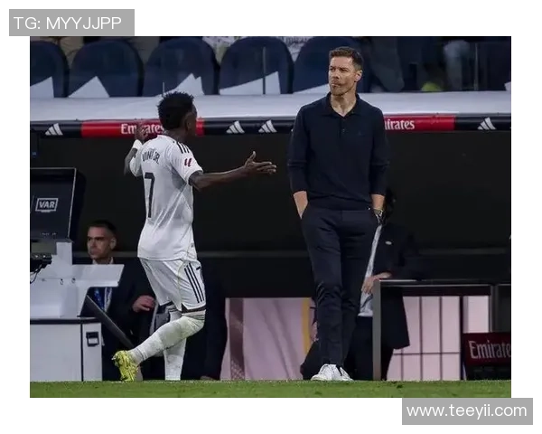 中超激战曼城逆转皇马红牌争议引发全场热议