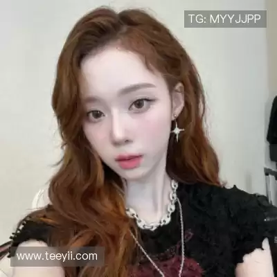 仲灵楚